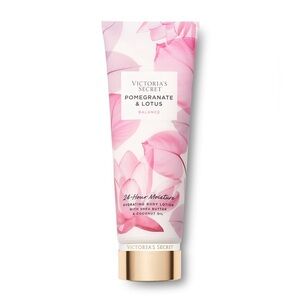 NWT Victorias Secret Lotus & Pomegranate Hydrating 24-Hour Moisture Lotion! 💝